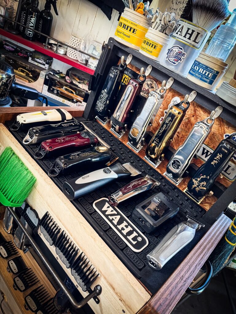 WAHL バリカン 中田さんのワゴン 拡大