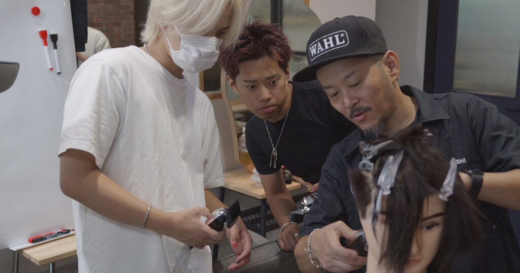 WAHL フェードカットセミナー ローフェード 個人指導の写真