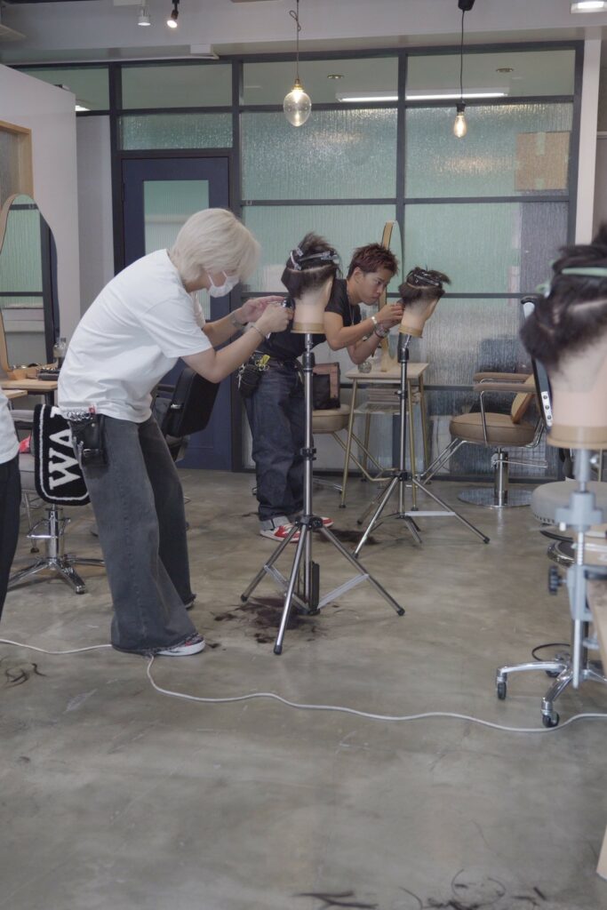 WAHL フェードカットセミナー 様子の写真