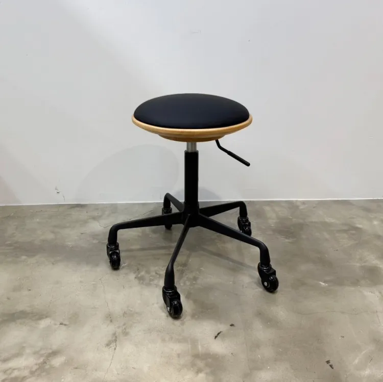 Framu design フラムデザイン スタイリストスツール ノッコ ブラックの画像